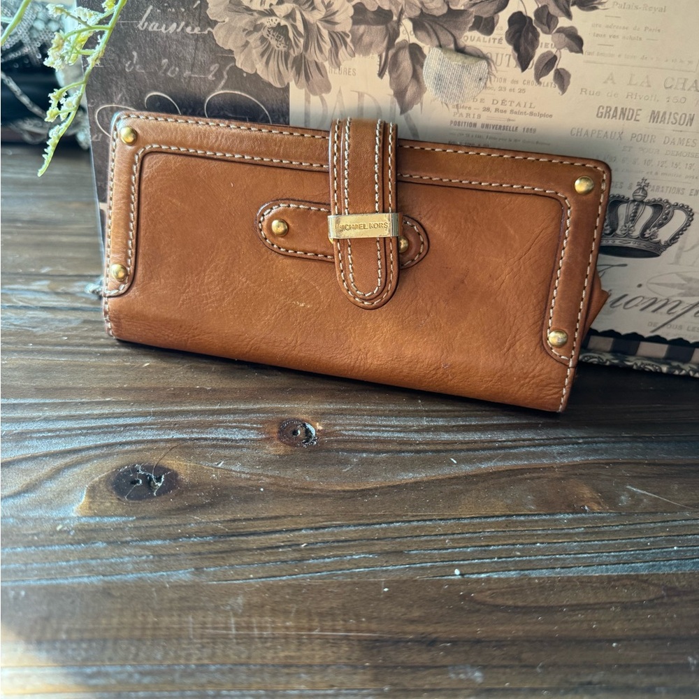 Michael Kors Tan Leather Wallet with Gold Accents